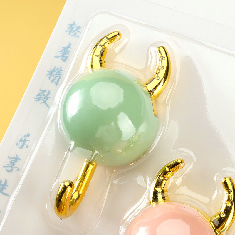Zhuoyunxin Model 5639 Adhesive Hooks - 2 Pcs Small Ox Horn Design M.16