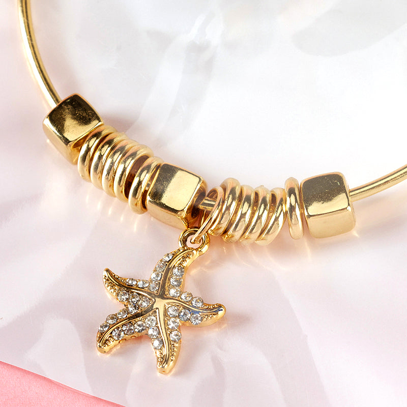 Gold Multi-Circle Full-Diamond Pendant Bangle M.43