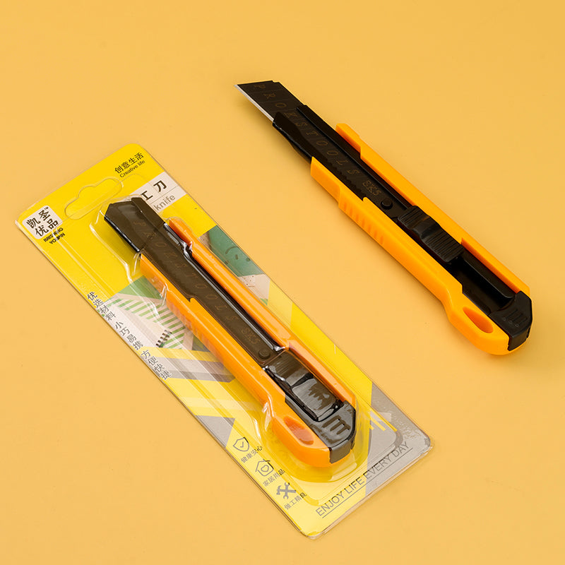 K - 50131 Utility Knife, Single Blister Card M.35