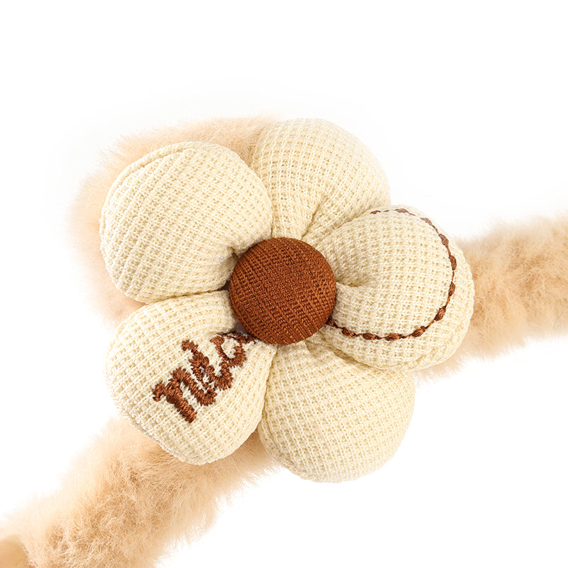 M42 4.3 Inch Furry Embroidery Flower Big Claw