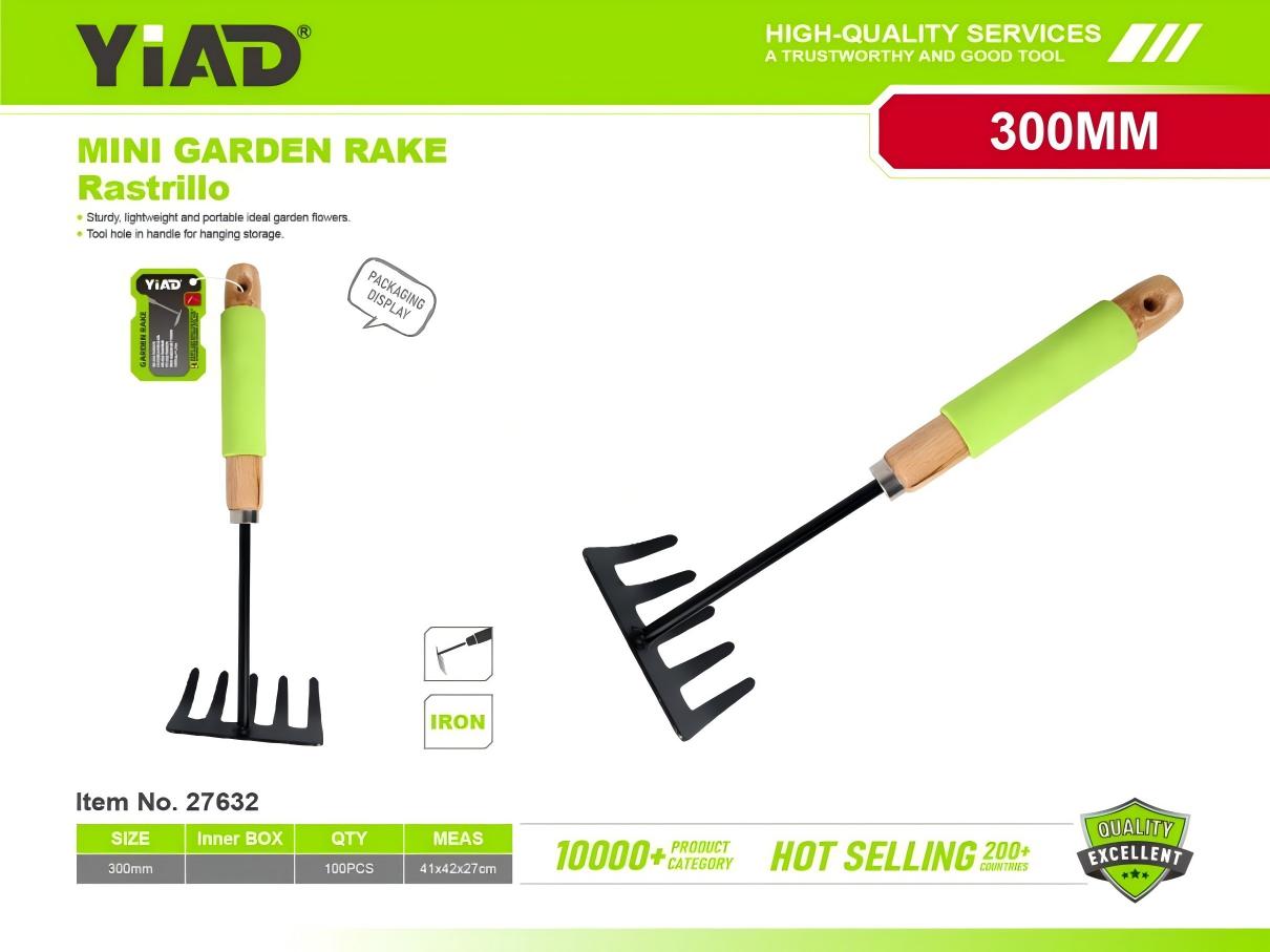 Five-tined fork with a wooden handle and a cover M.33