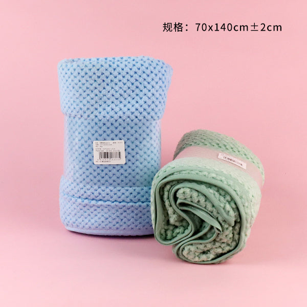 M.25 JPDBModel 8333 Coral Fleece Pineapple Lattice Piped Bath Towel