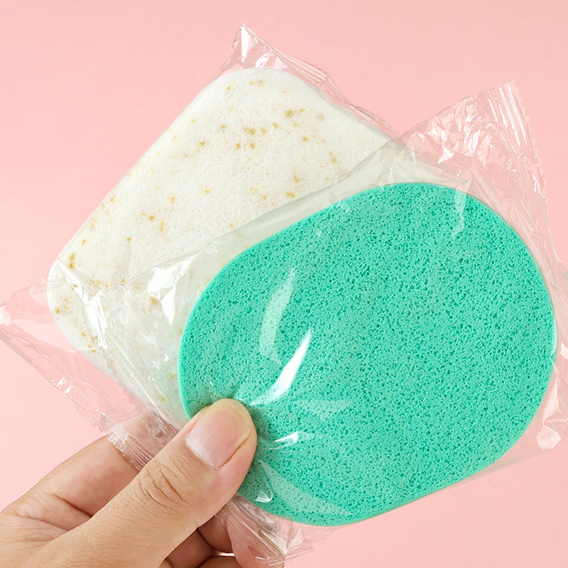 Two two-tone facial cleansing puffs (1+1) M.51