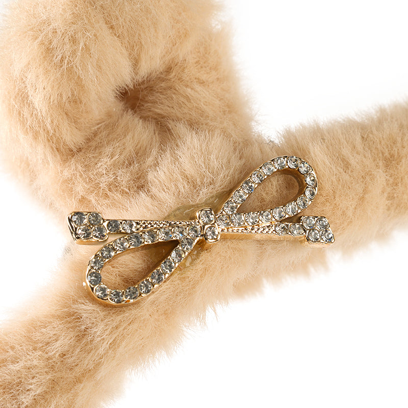 M42 4.33 Inch Rhinestone Bow Tie Furry Big Claw