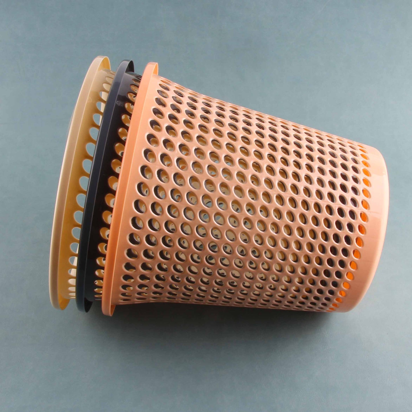 620 Hollow-out Garbage Basket :(Packed in gunny bags) M.23