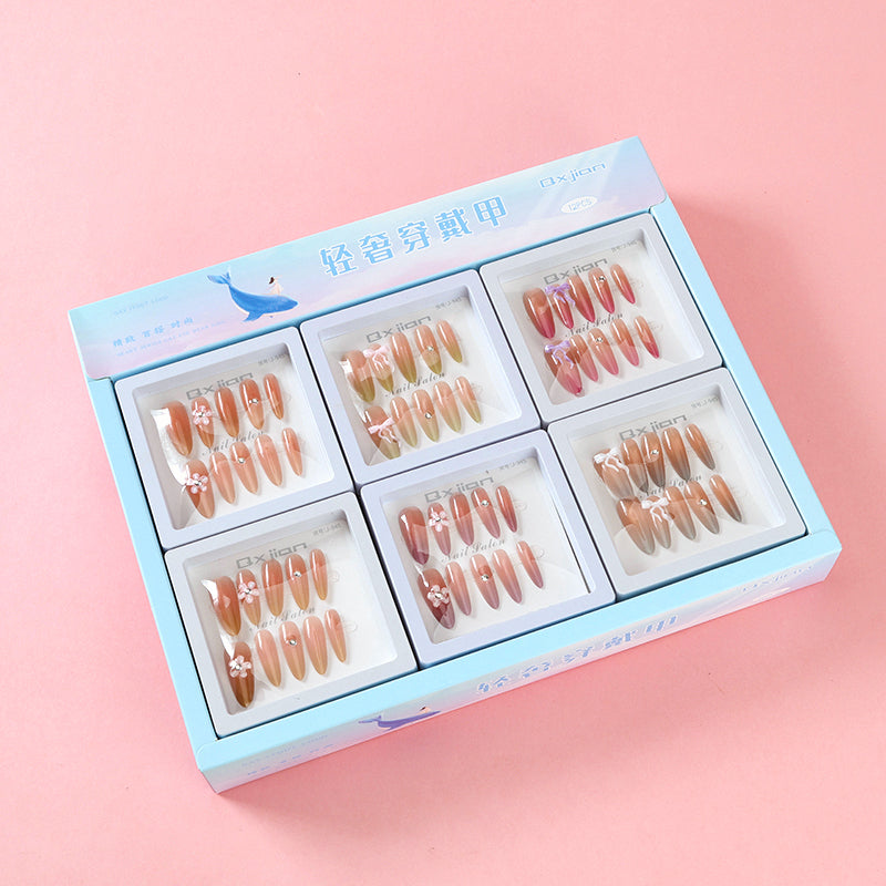 945 Warm-toned Shattered Diamond Fake Nails M.52