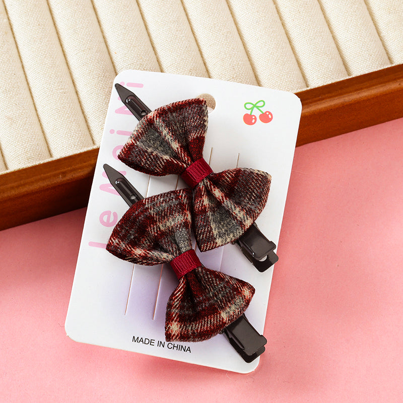 M42 Boxed Plaid Bow Tie Pointed Duck Clips