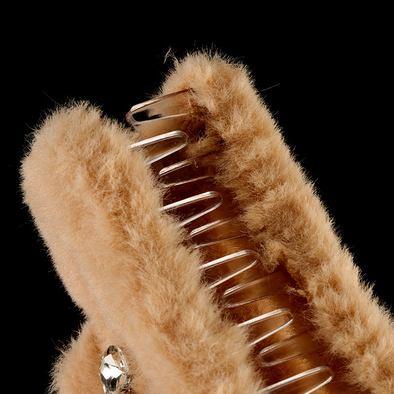 M42 4.33 Inch Square Large Hair Claw with Double-Side Accessory & Furry Texture