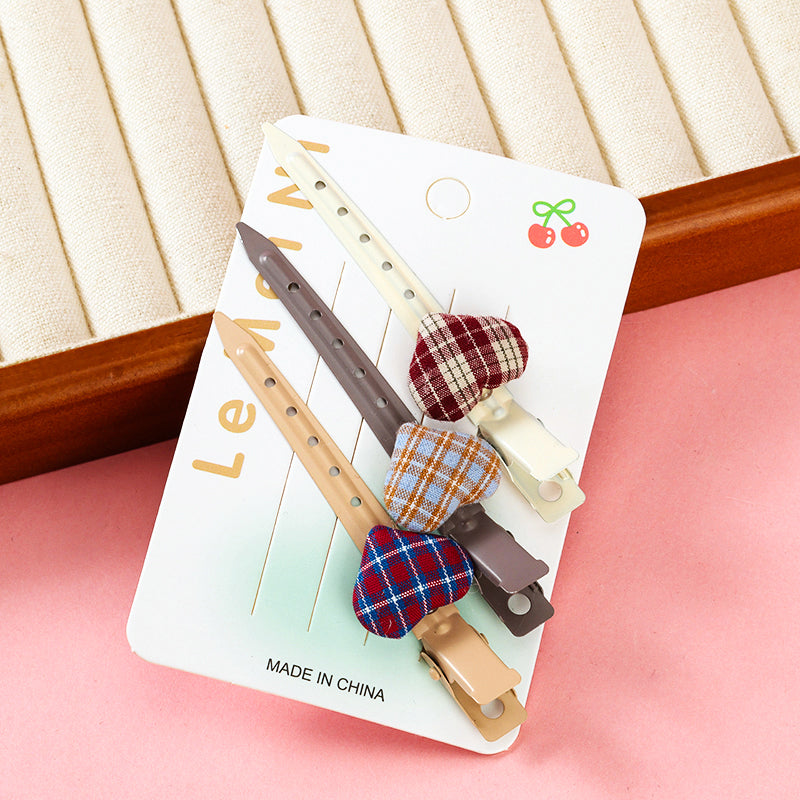 M42 Boxed Set of Three Coffee-colored Plaid-accessorized Pointed Duck Clips