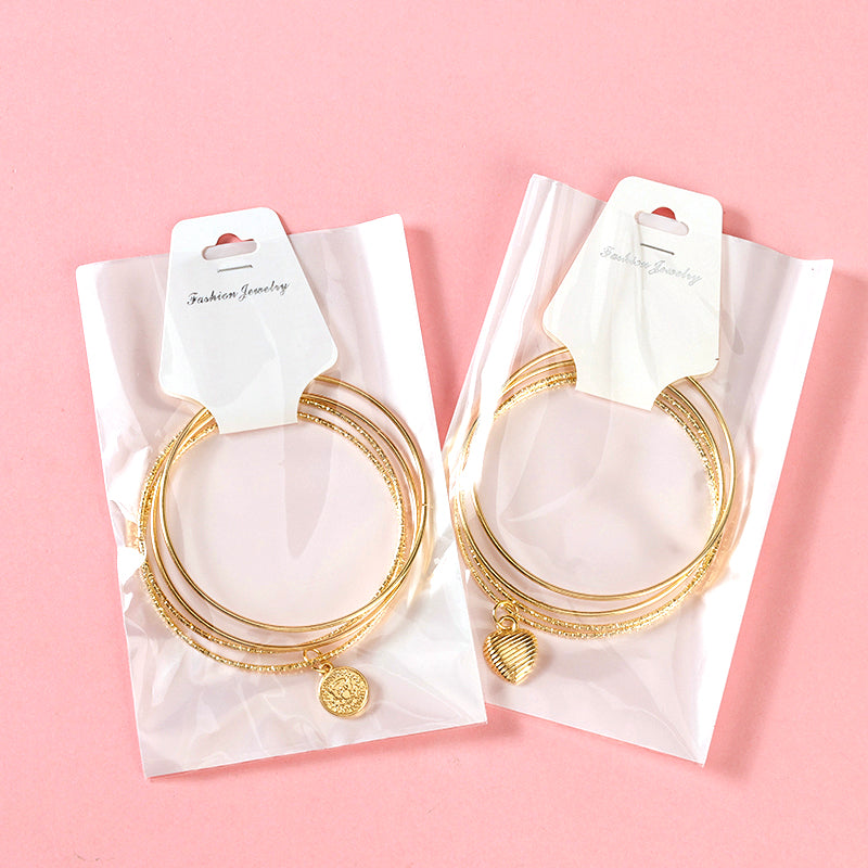 Gold Three - Dimensional Vintage Pendant Bangle (Four - Ring) M.43