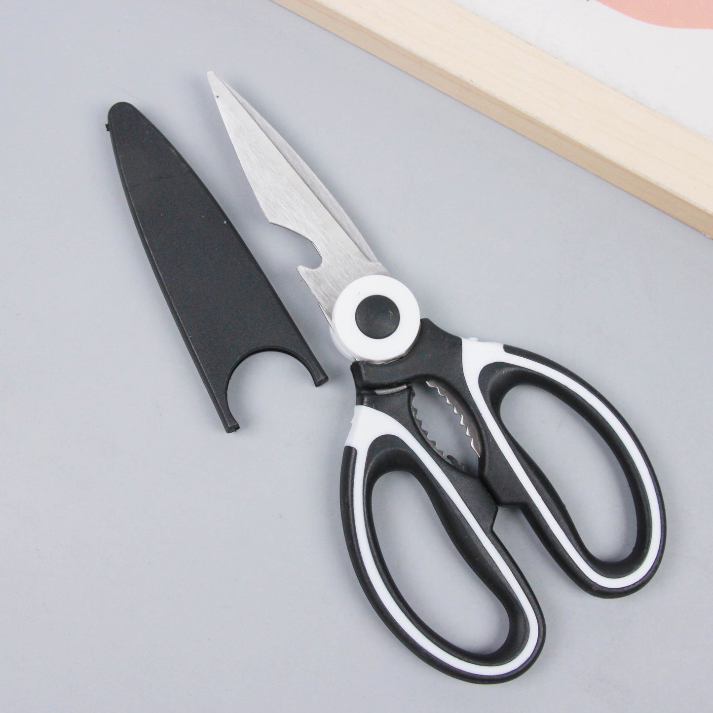 M.35 Loose - packed Black Panda - shaped Scissors (with Cover)