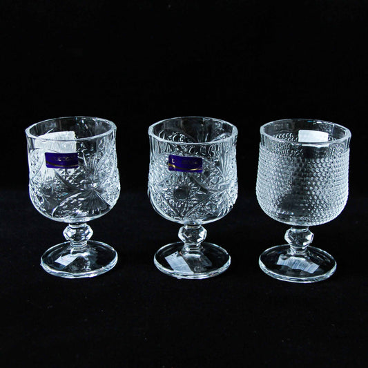 Model DSKB161 Wine Glass (Random Style) M.17