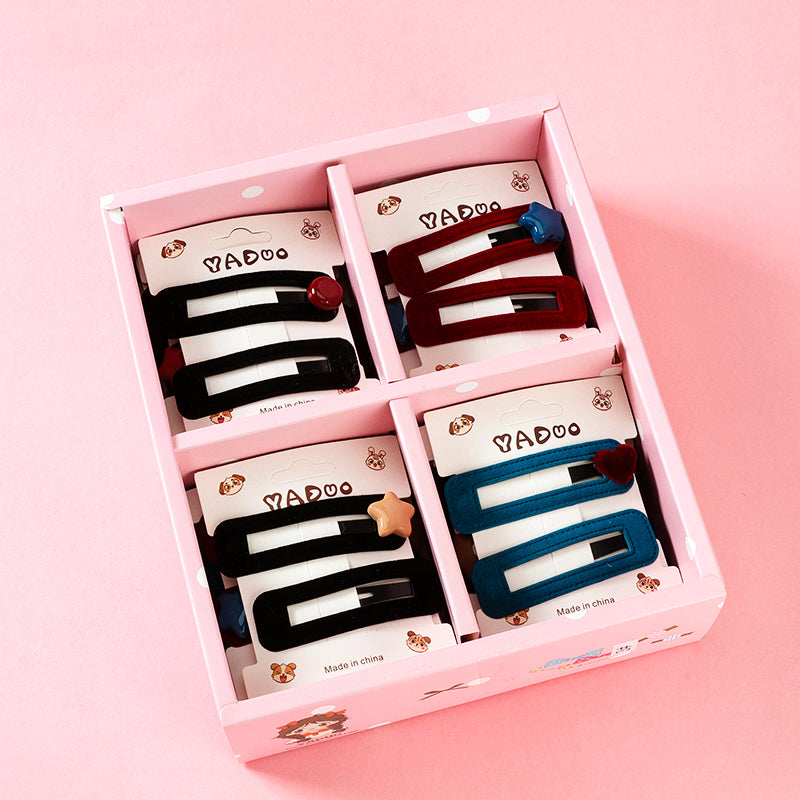 M42 Boxed Flocked Accessory Bobby Pins: (1 + 1)