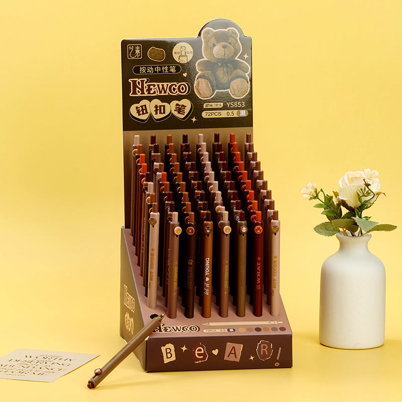 ¡Precioso bolígrafo de gel YS853 con diseño de botón! Su diseño único le da un toque original a tu escritura. M.82