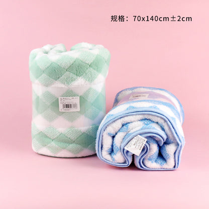 M.25 JPDBModel 8336 Coral Fleece Rhombus Lattice Piped Bath Towel