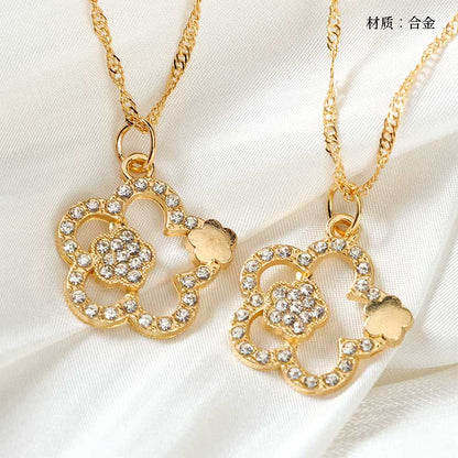 Hollow Full - Diamond Flower Necklace M.43