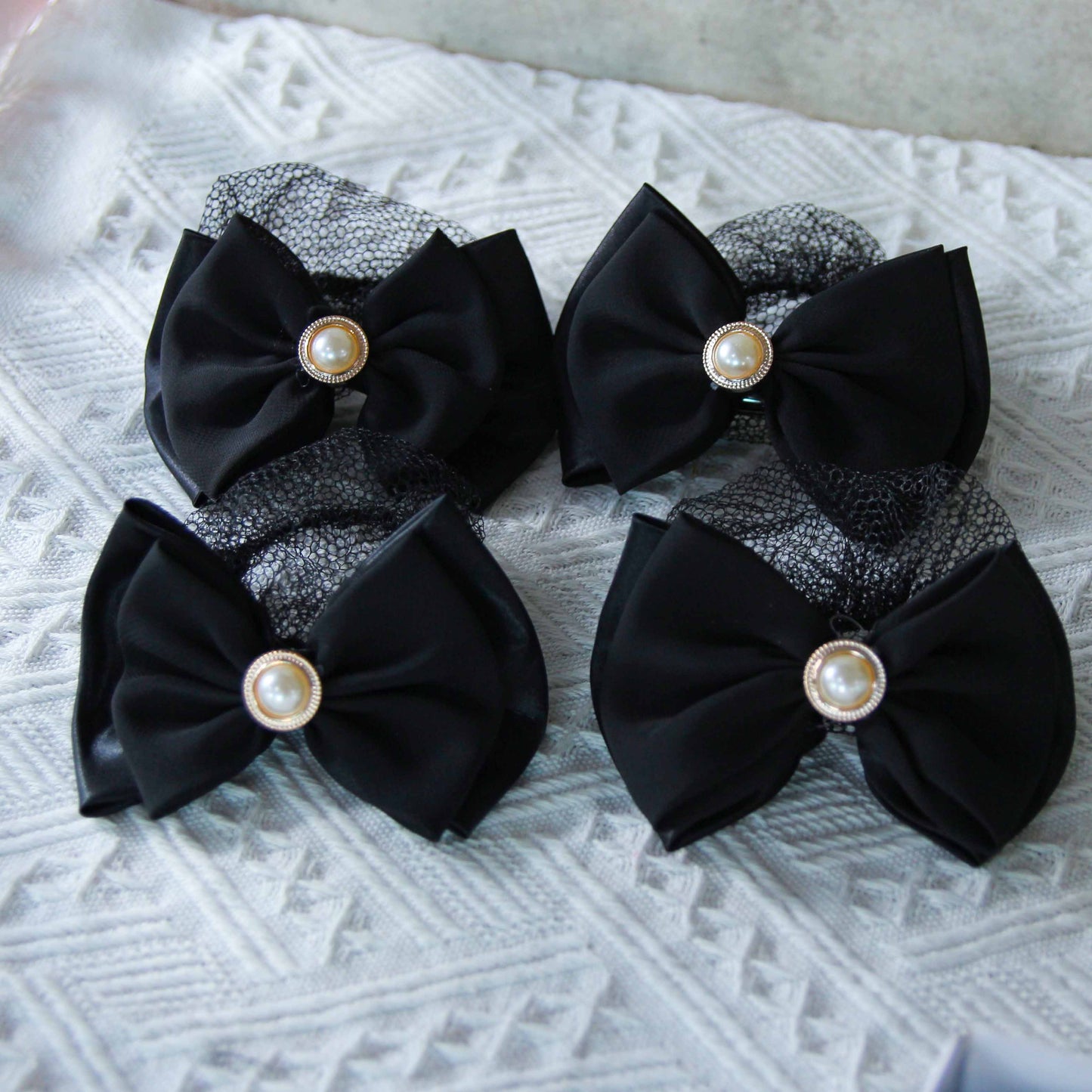 M42 Double-Layer Bowknot Pearl Hair Net (Color Randomly Assorted