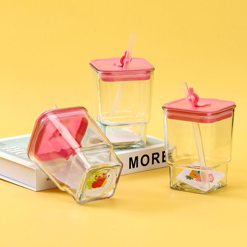 Feifan Square Fruit & Vegetable - themed Glass Cup with Straw and Lid (420ML) M.17