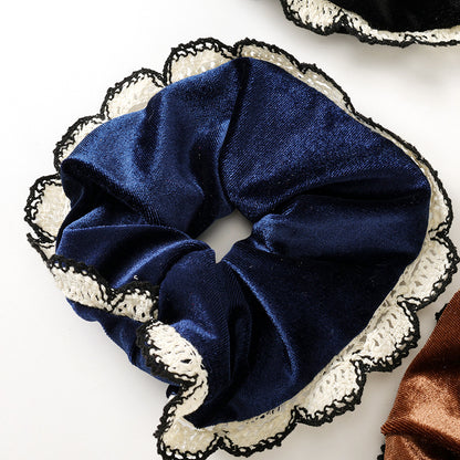 Coletero de encaje de terciopelo de leche M42