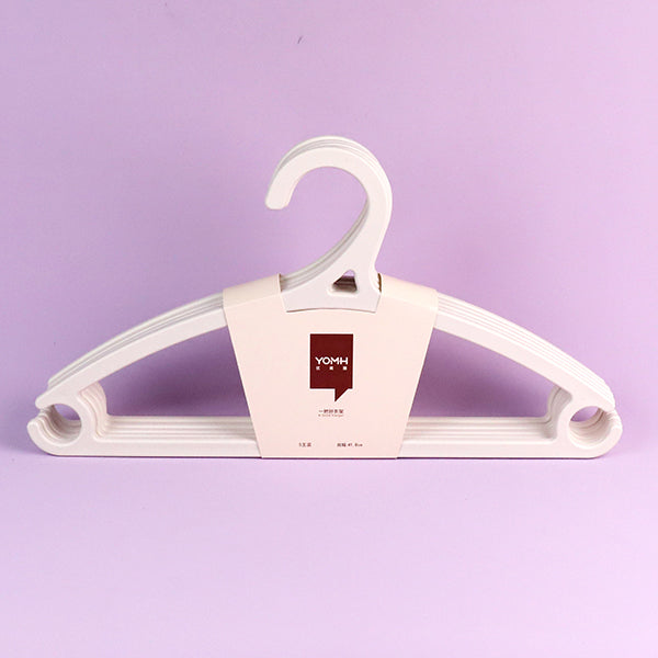 Model 6094 - 3 Plastic Clothes Hangers (5 - Piece Set) M.15 JPDB