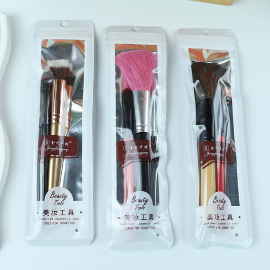 8011 Blush Brush Two-Piece Set M.50
