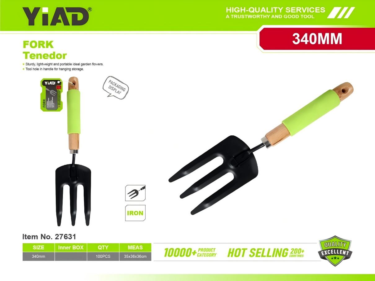 Trident with wooden handle and cover M.33