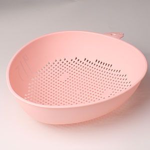 915 strawberry-shaped fruit basket M.20