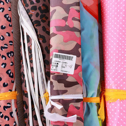 Apron with large floral patterns M.28