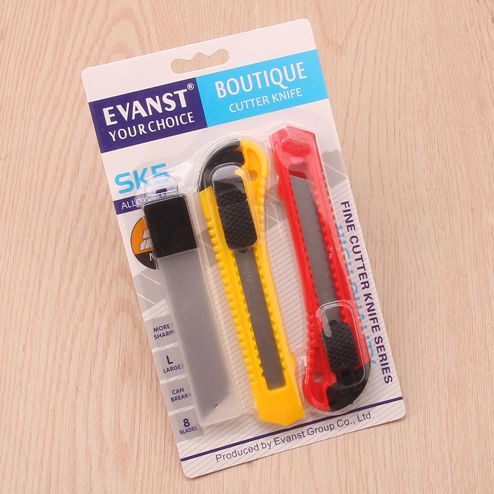 Two Utility Knives with Blades, Carded Package M.35