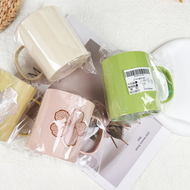 2745 Cherry Blossom Mouth Cup M.26