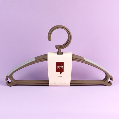 Model 6152 - 3 Plastic Clothes Hangers (5 - Piece Set) M.15 JPDB