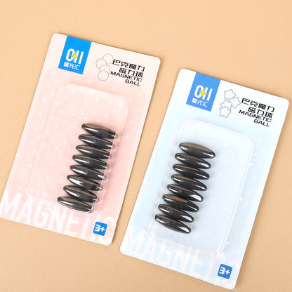 M.34 XG0025 Blister Card Pack of 8 Pointed Magnets