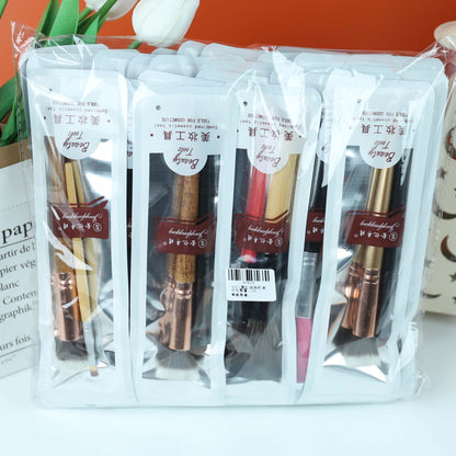 8011 Blush Brush Two-Piece Set M.50