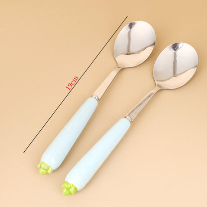 HSB-8 Radish Root Pattern Ceramic Handle No.2 Round Spoon M.66