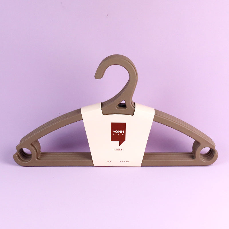 Model 6094 - 3 Plastic Clothes Hangers (5 - Piece Set) M.15 JPDB