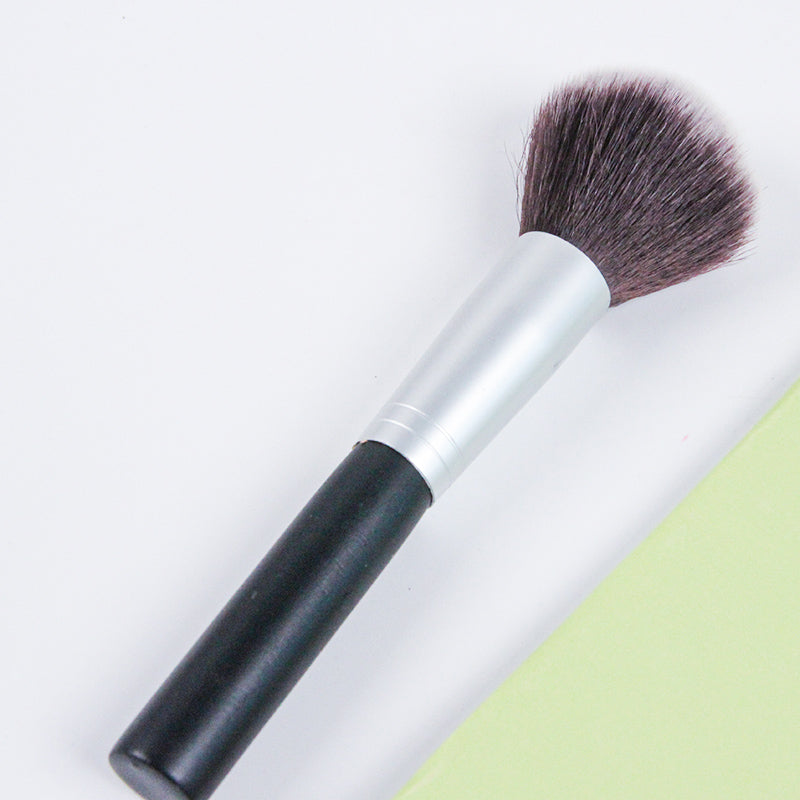 Brocha para rubor (aleatoria) M.50, pedido 9016 