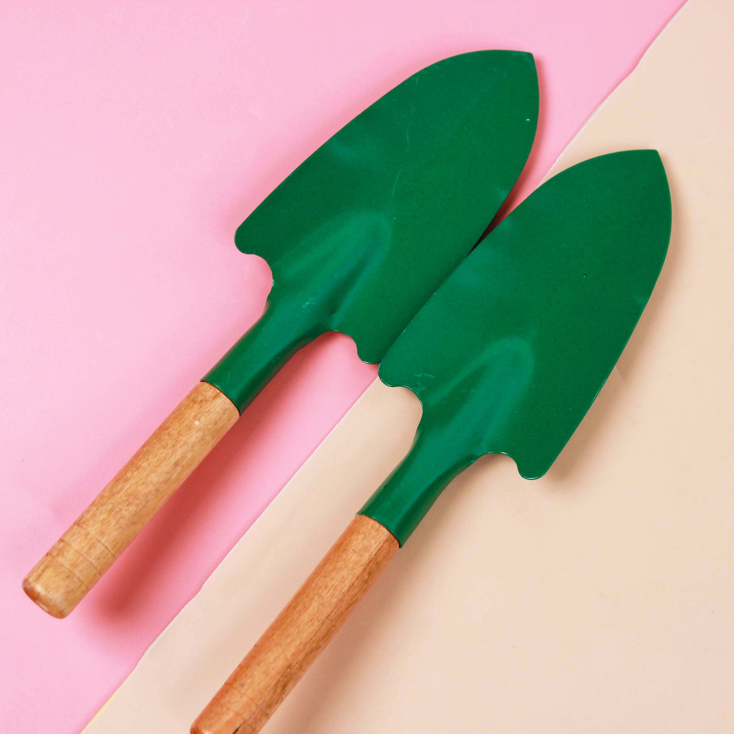 M.33-Wooden Floral Spade