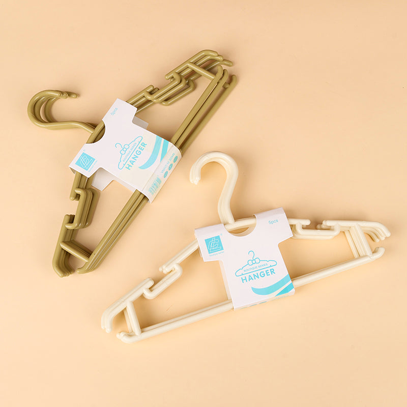 LC320 four children's hangers M.15