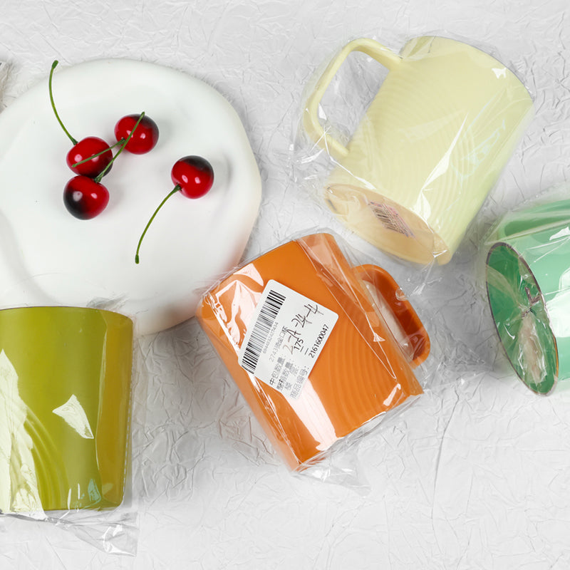 2743 Gilded Mouth Cup M.26