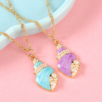 Pearl - Inlaid Conch Shell Necklace M.43