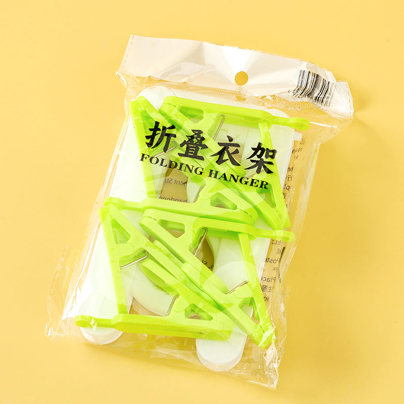 9195 Portable Folding Hanger M.15