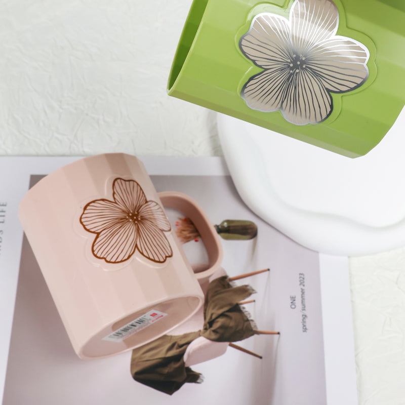 2745 Cherry Blossom Mouth Cup M.26