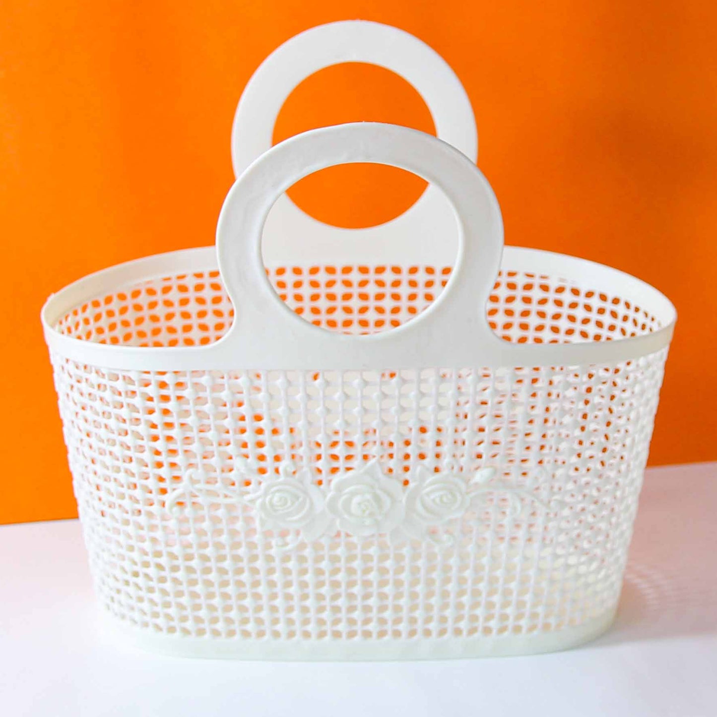 1996 Portable Bath Basket M.13