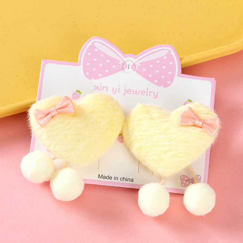 M42 Boxed Heart-Shaped Furry Pom-Pom Hair Clips for Kids