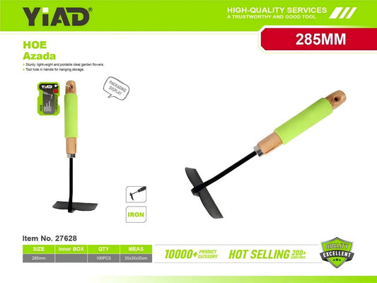 Hoe with a wooden handle and a cover M.33