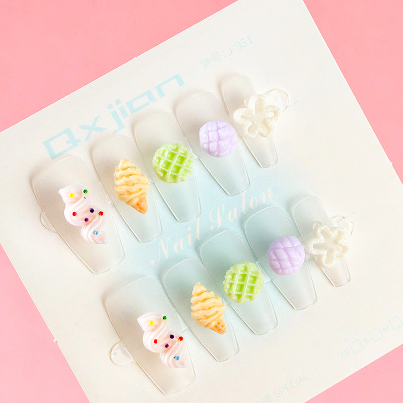 931 Luminous Candy Series Fake Nails M.52