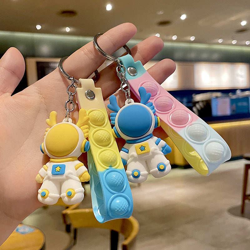 Cartoon Astronaut & Astro Rabbit Keychains Creative Couple Bag Pendants Car Key Rings Wholesale Stall Accessories M.72