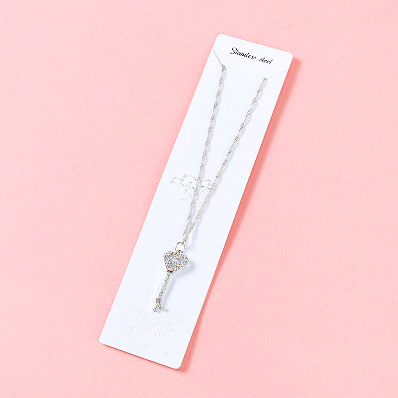 New Style Diamond-encrusted Key Necklace M.43