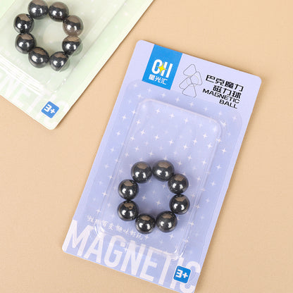 M.34 XG0026 Blister Card Pack of 8 Round Magnets
