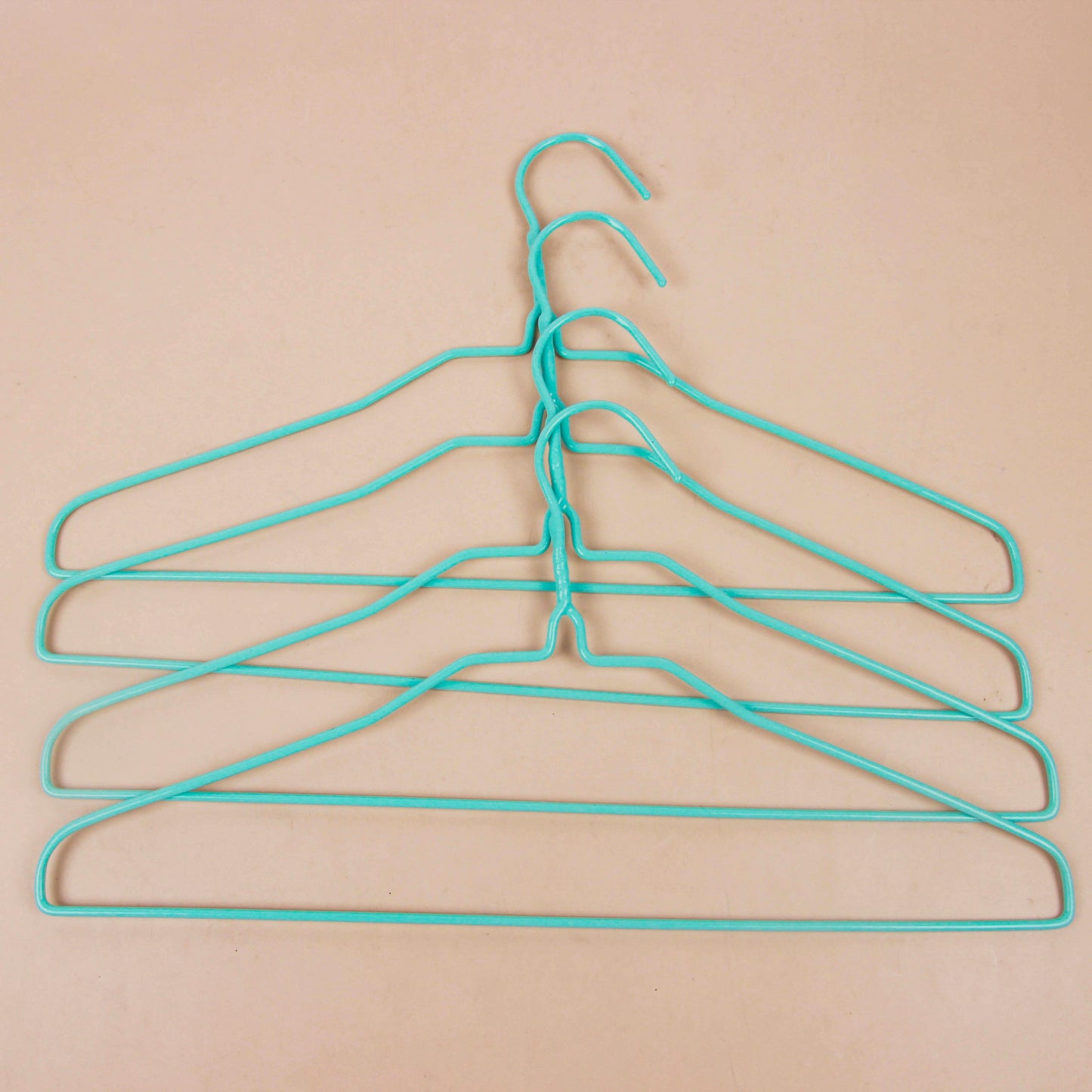 RAV4 821 Dipped Plastic Hanger 40cm M.15